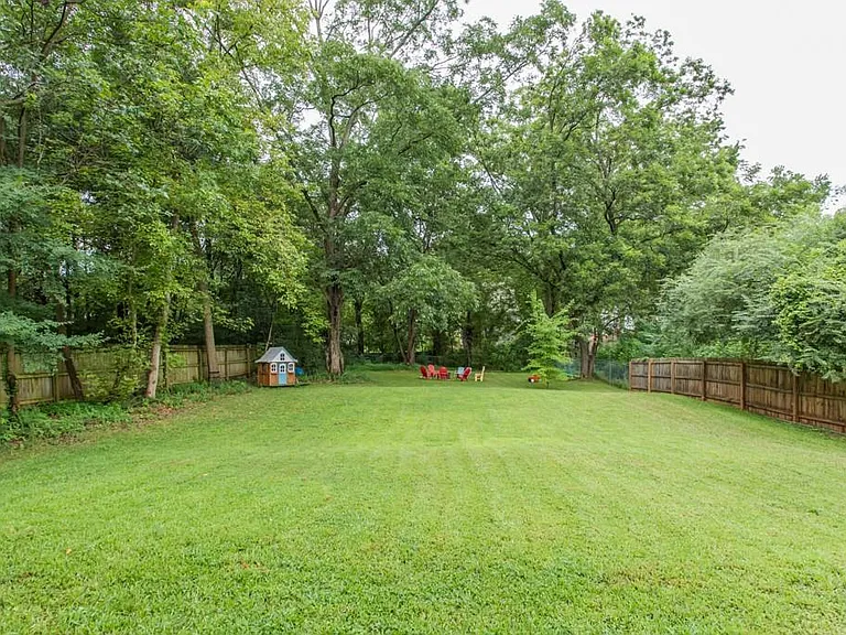 198 Mayson Ave NE — Photo 31