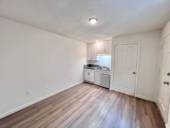 2nd image of 11921 Hart St Unit 9