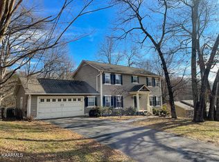 9428 States View Dr, Knoxville, TN 37922