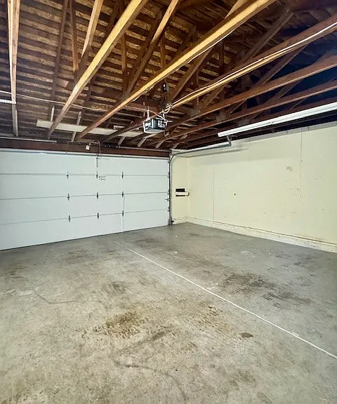 1745 Countrywood Ct — Photo 23
