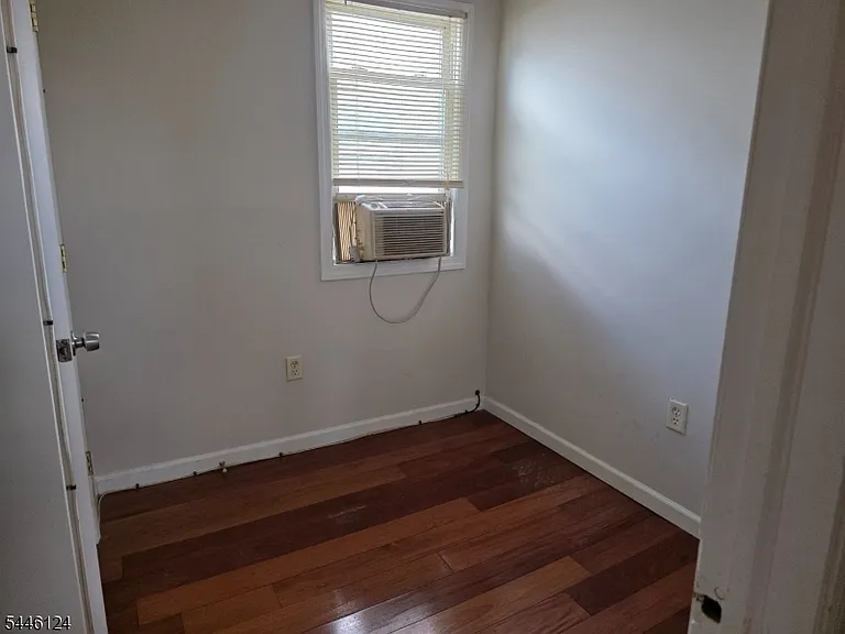 426 Tompkins St #1 — Photo 14