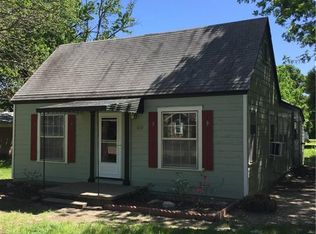 610 W Ross St, Hamilton, TX 76531