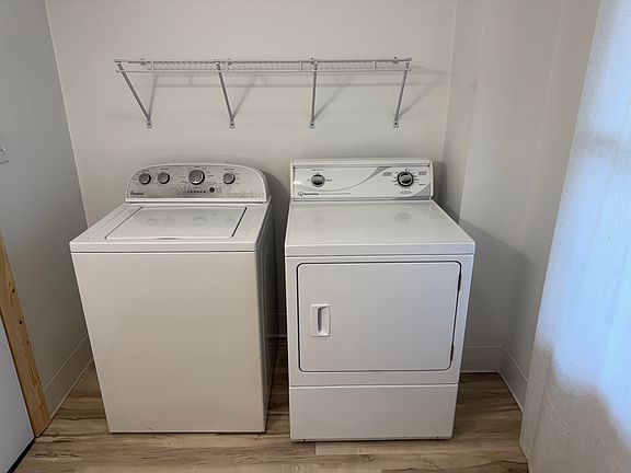 4th image of 501 W Lawrence St #1