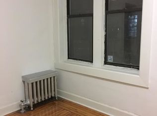 3118 35th St APT 4F, Astoria, NY 11106