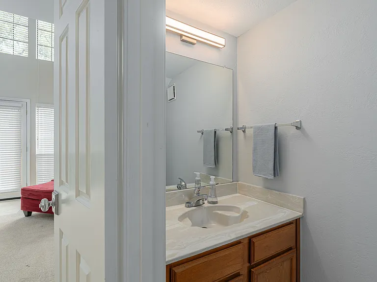 9910 Royal Ln #1101 — Photo 7
