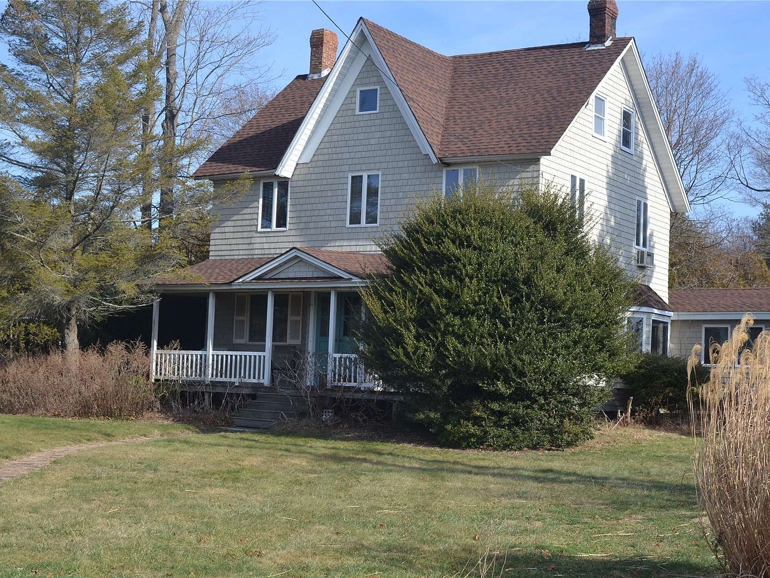 21 Watchogue Avenue, East Moriches, NY 11940 Zillow