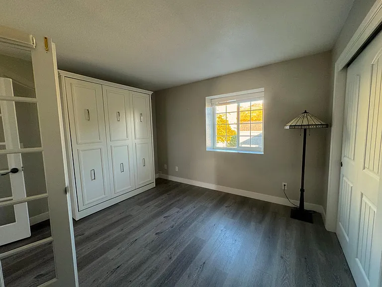 184 Cypress Ave — Photo 6