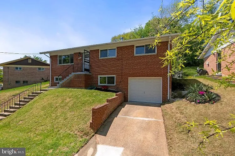 4041 S Capitol Ter SW photo 1