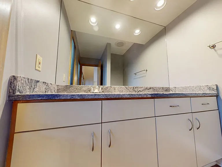 5790 Rushwood Dr — Photo 47