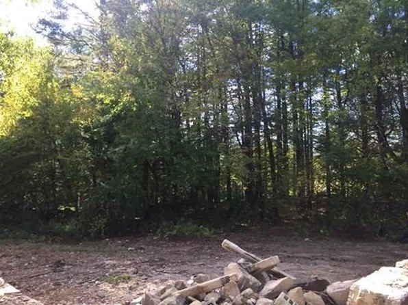 237 Chestnut Hill Rd, Millville, MA 01529