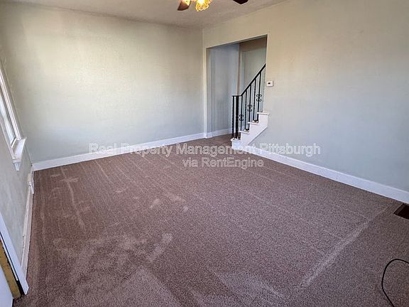 2nd image of 601 Farnsworth Ave