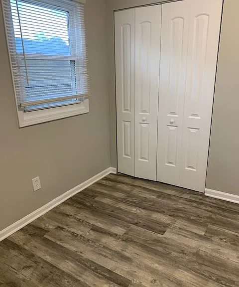 1140 N Wood St — Photo 8