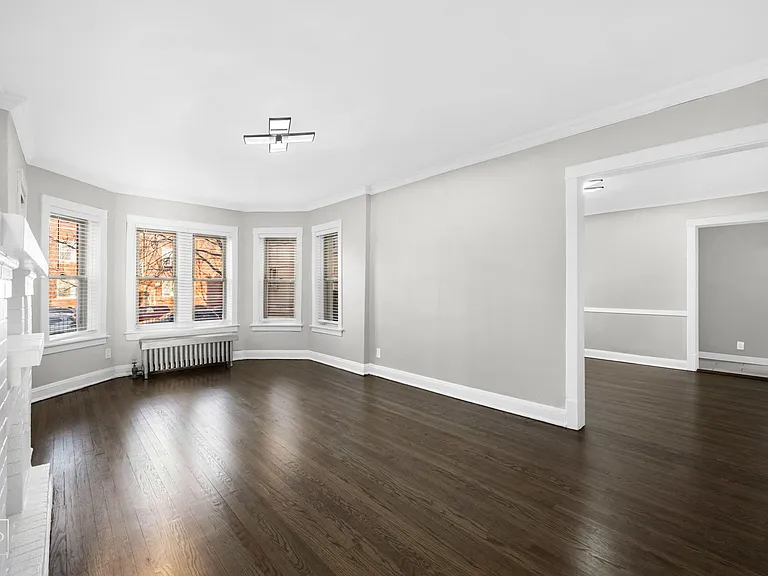 647 N Mayfield — Photo 1