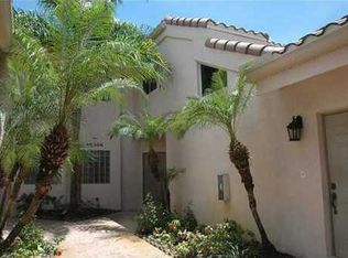 16306 Malibu Dr, Weston, FL 33326