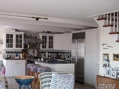 5th image of 35 Trenton Ave