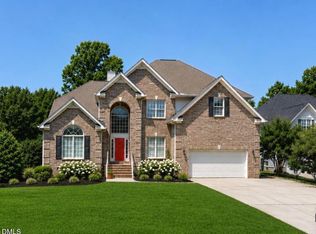 103 Greygate Pl, Cary, NC 27518