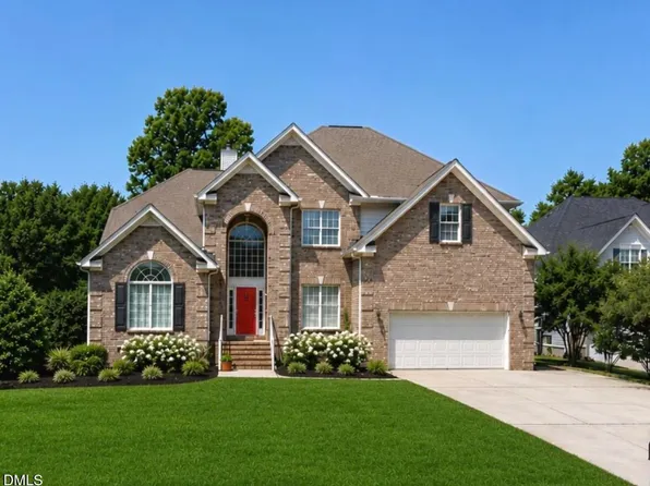 103 Greygate Pl, Cary, NC 27518