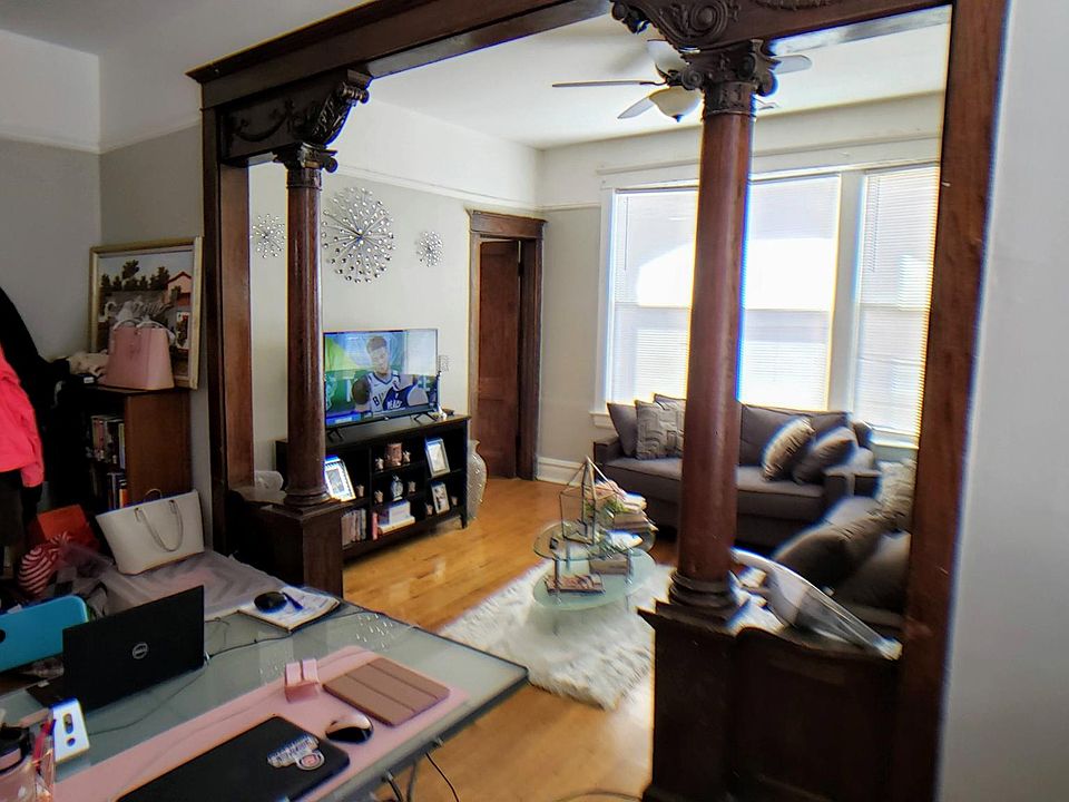 1st image of 2015 S Hoyne Ave #3