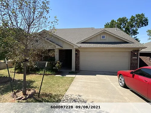 912 S Linford Dr Photo 1