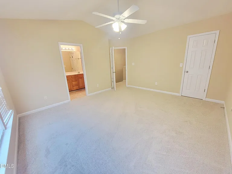 8327 Glenwood Springs Ct — Photo 23