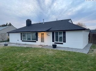 822 S Garfield St, Kennewick, WA 99336
