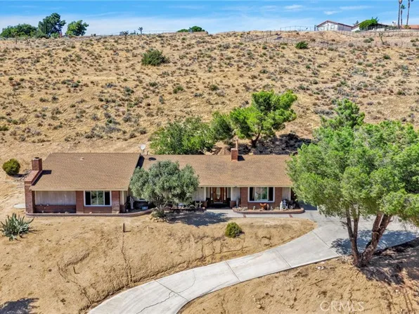 7402 Calpella Ave, Hesperia, CA 92345