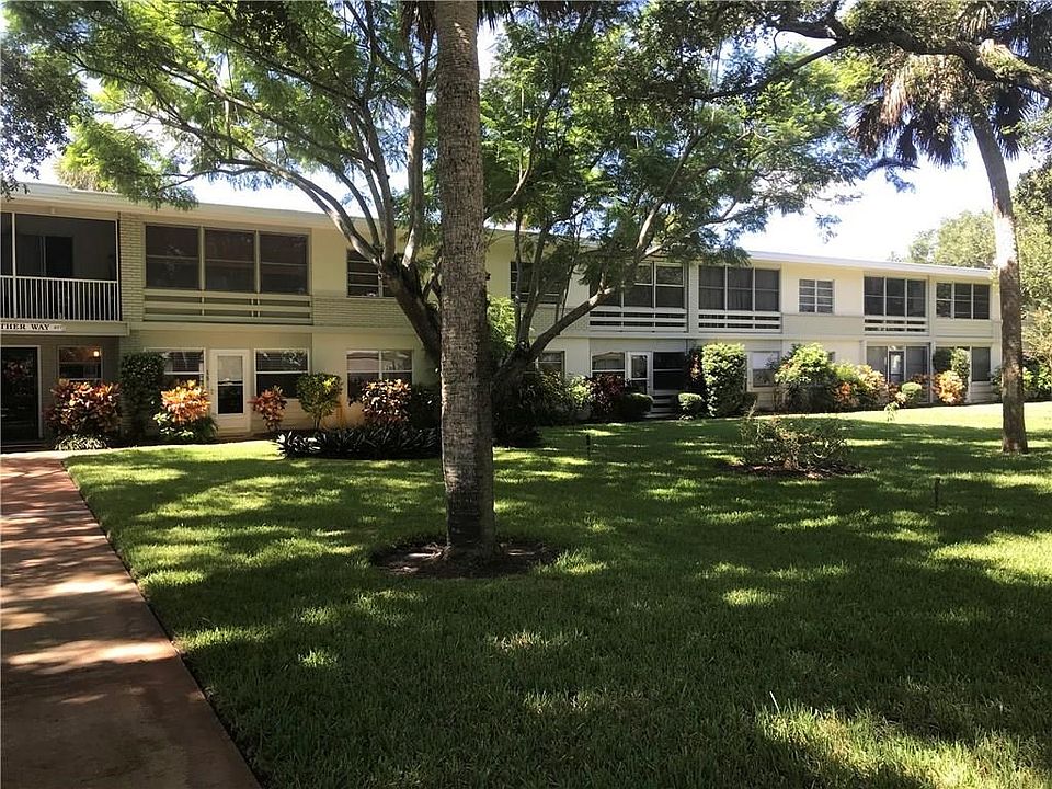 1st image of 677 Royal Palm Blvd