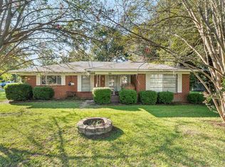 308 SW Johnson St, De Kalb, TX 75559