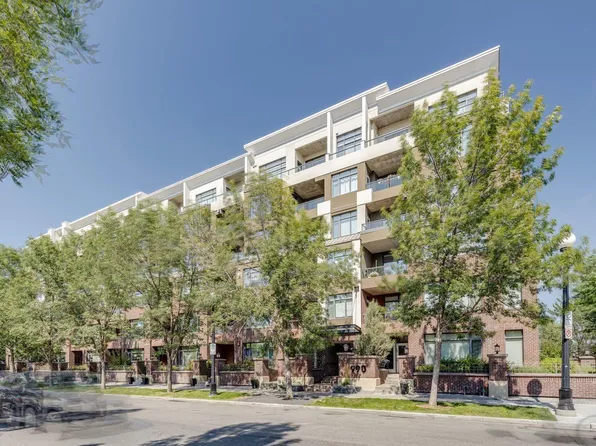 990 Centre Ave NE #108, Calgary, AB T2E 2M9