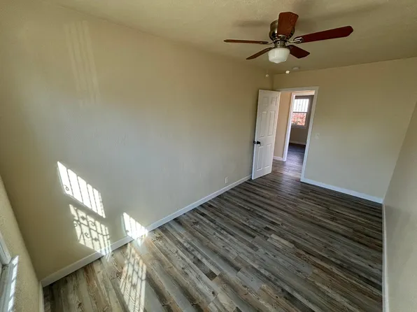 1129 E 103rd St, Los Angeles, CA 90002