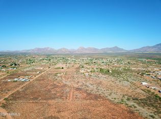 Tbdd E, Huachuca City, AZ 85616