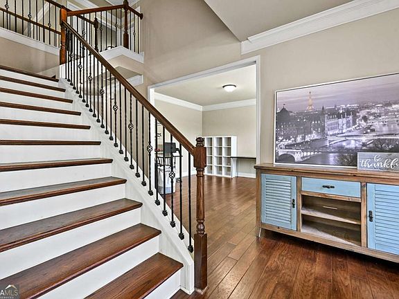 2nd image of 416 Ridge Walk Ct