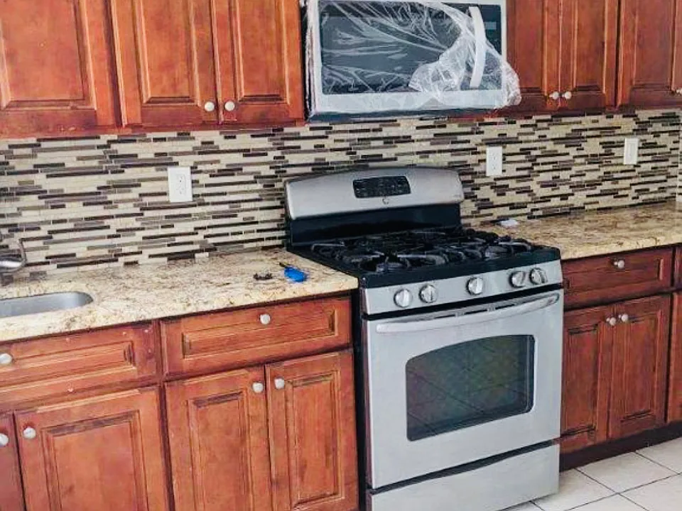 112 South Ave #2