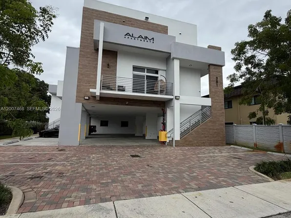 381 E 50th St, Hialeah, FL