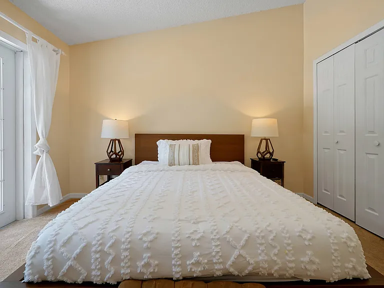 5212 Abelia Dr — Photo 9