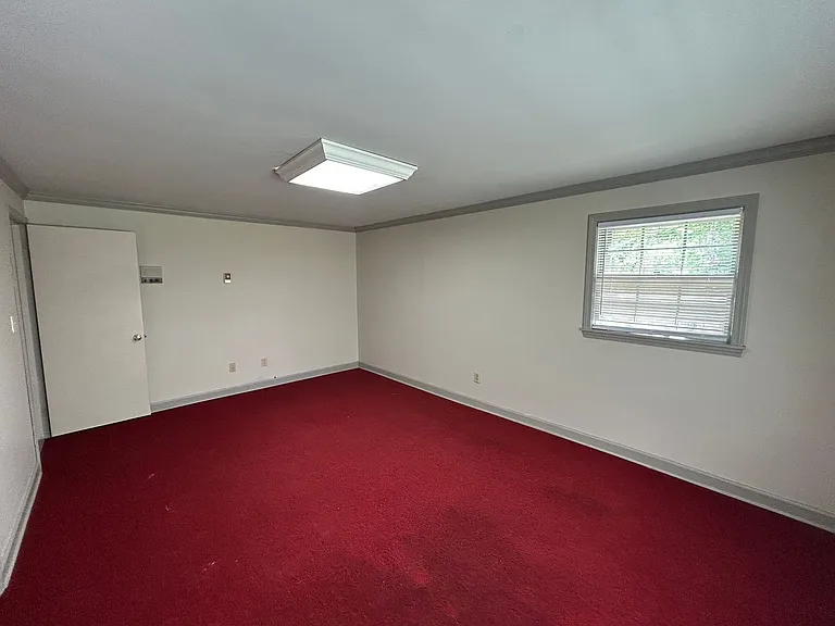 215 York Dr — Photo 20