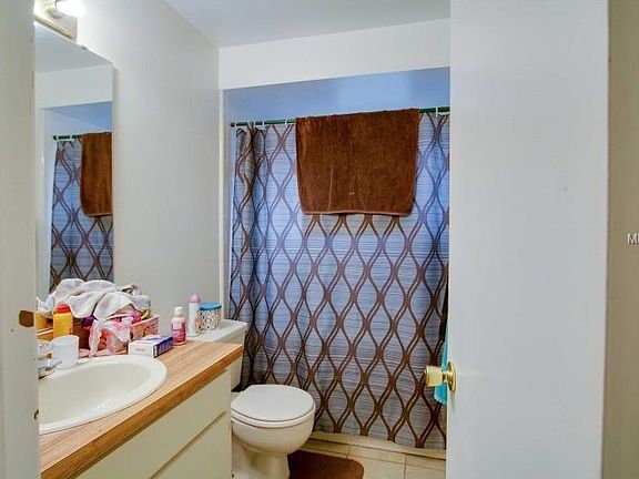 5th image of 535 Riverwoods Cir