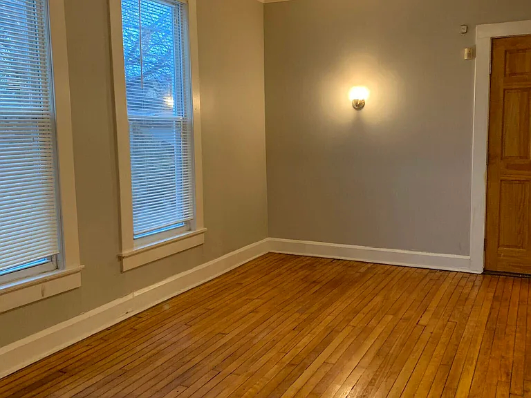16416 Arcade Ave — Photo 5