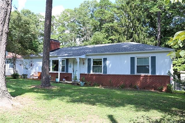 1st image of 1546 Meadowbrook Ln