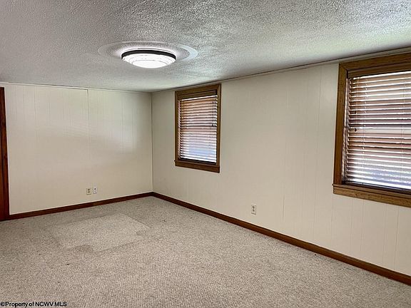 2nd image of 312 Morgantown St
