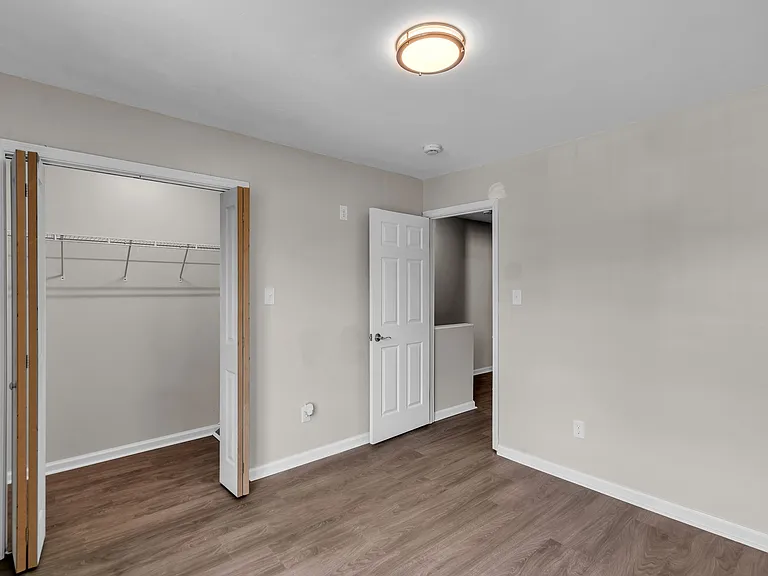 1108 Carver Ave — Photo 18