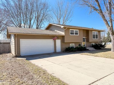 1016 12th St S, Brookings, SD, 57006