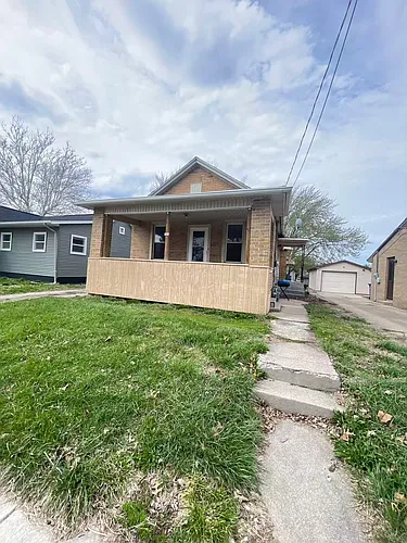 523 12th St Photo 1