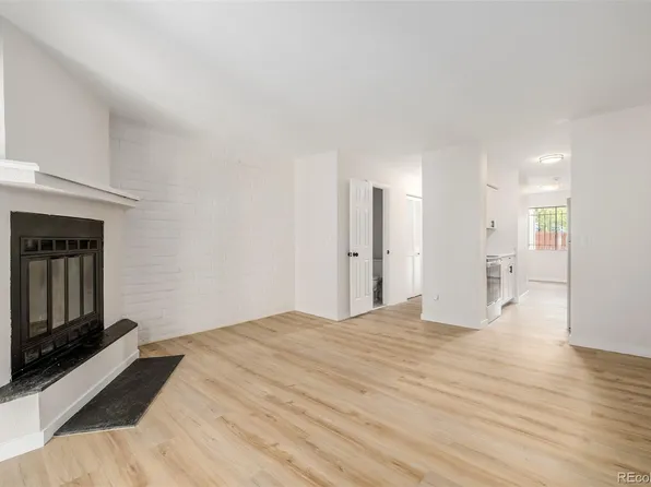1060 S Parker Road #28, Denver, CO 80231