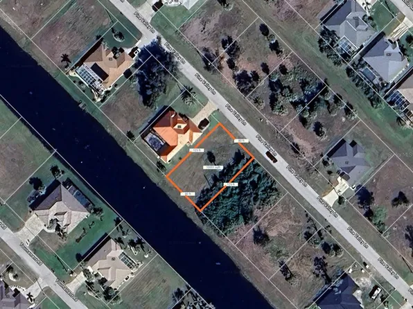 30 Pine Valley Ln #236, Rotonda West, FL 33947