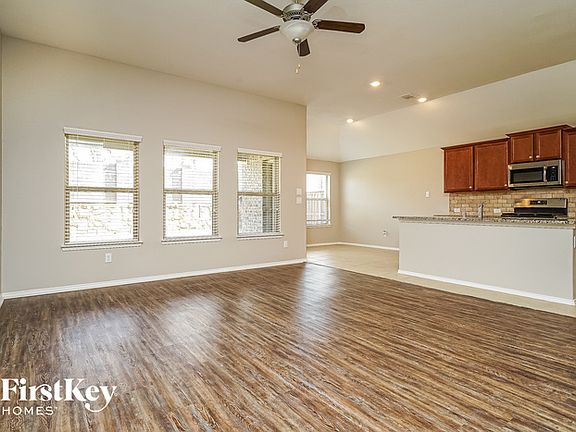 2nd image of 1785 Alamandine Ave