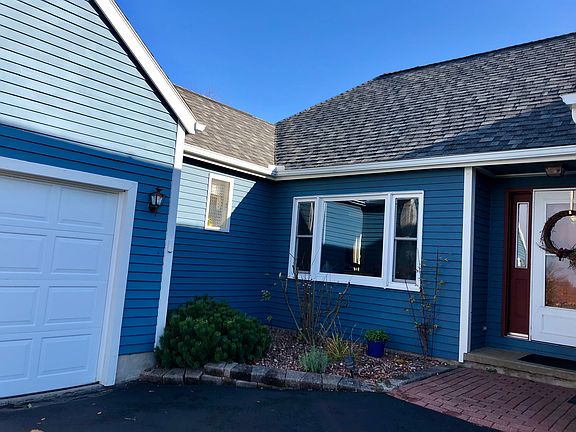 Dining room bay window 
