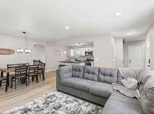 1816 Atherton Ct, Lawrence, KS 66044