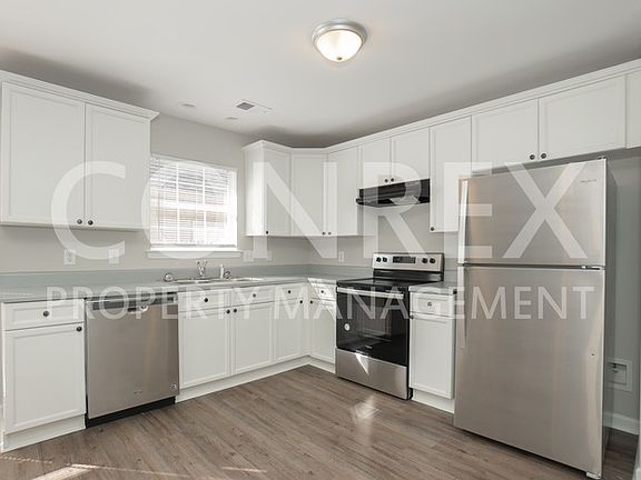 5th image of 2496 Forest Lakes Ln
