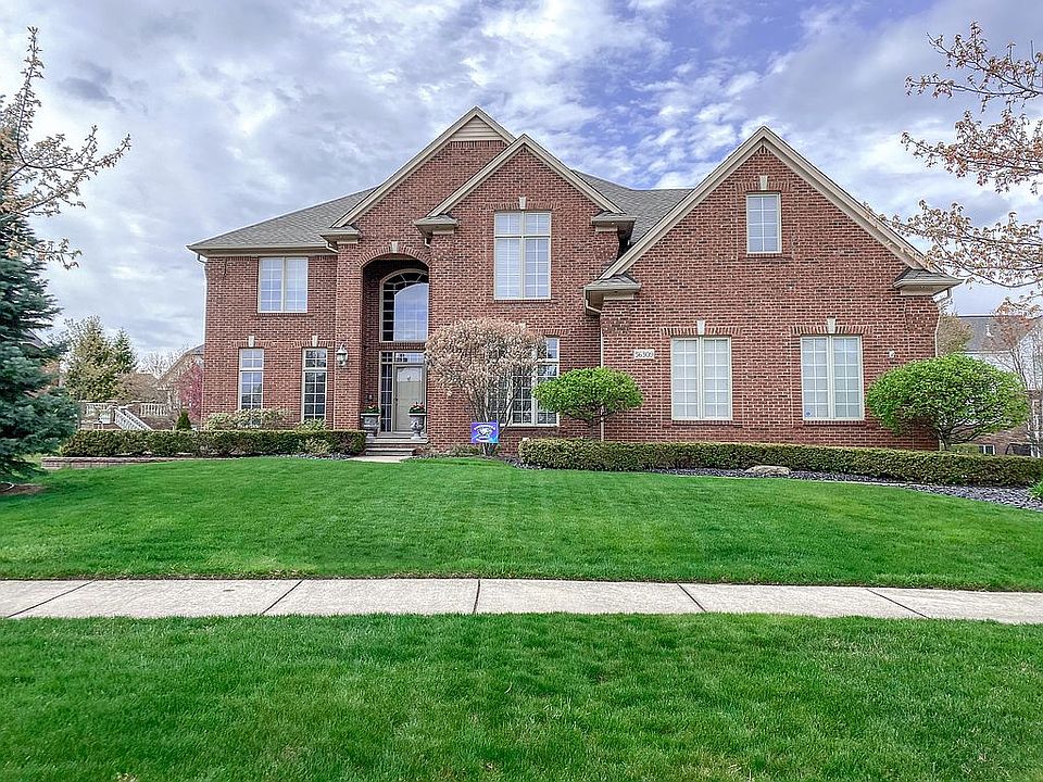 1st image of 56309 Ashbrooke Dr E